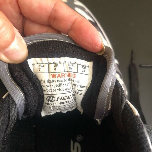 Heelys Pro 20 Prints Skate Shoe Camo Gray Black Model HES10336 Adult Size 7 Mens - Picture 9 of 9